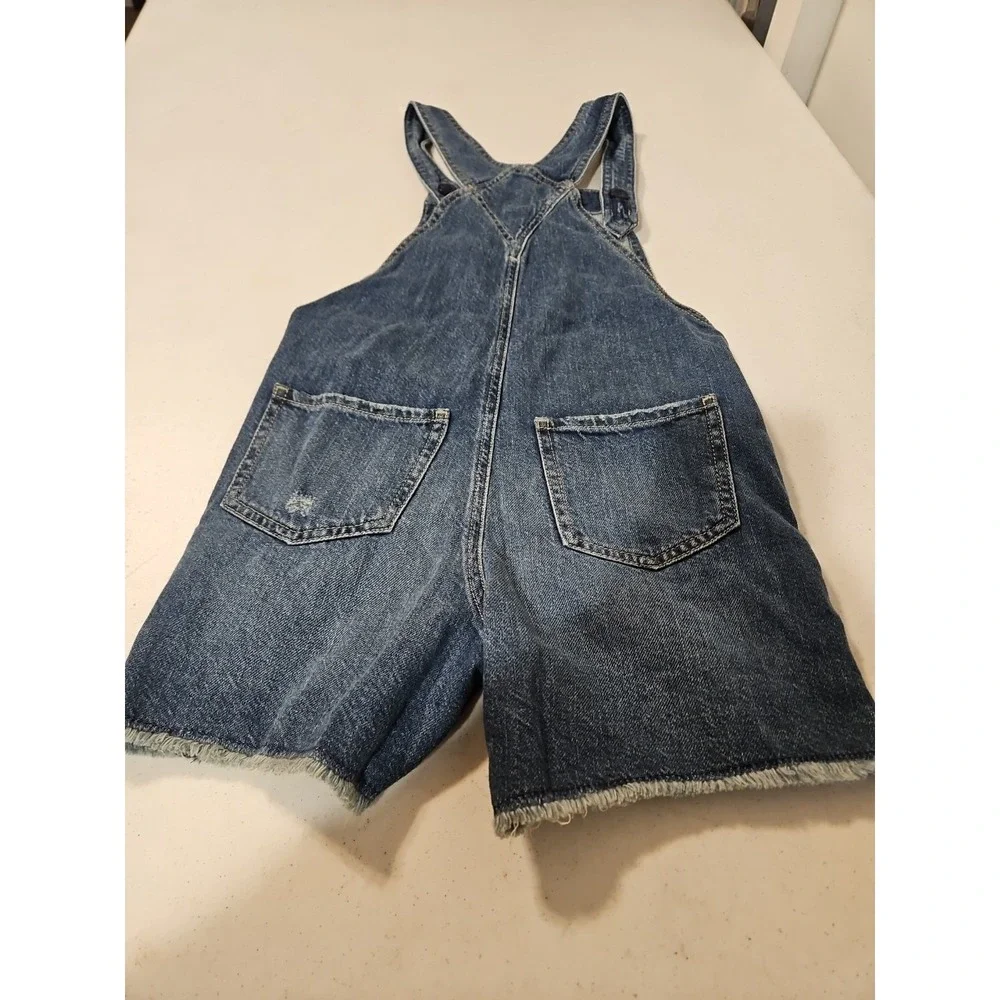 Gap Overall Shorts Girls Medium‎ 6-8Distressed Denim Jeans Shorts (A1290